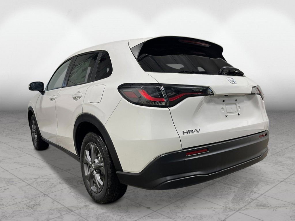 New 2027 Honda HR-V LX image 3