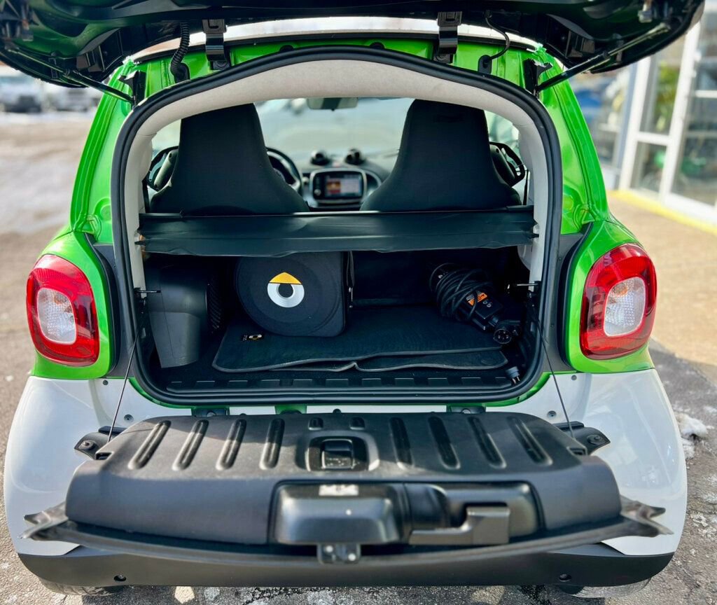 Used 2017 smart fortwo electric drive image 7