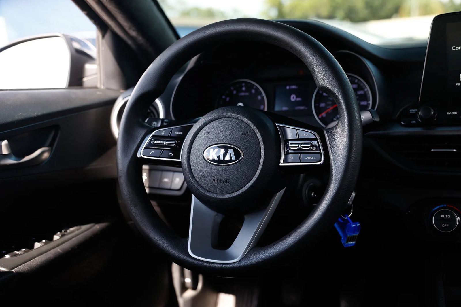 Used 2019 Kia Forte Sedan FWD image 25
