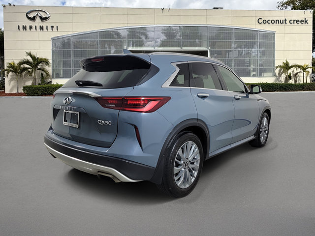 Certified 2024 INFINITI QX50 Luxe FWD image 4