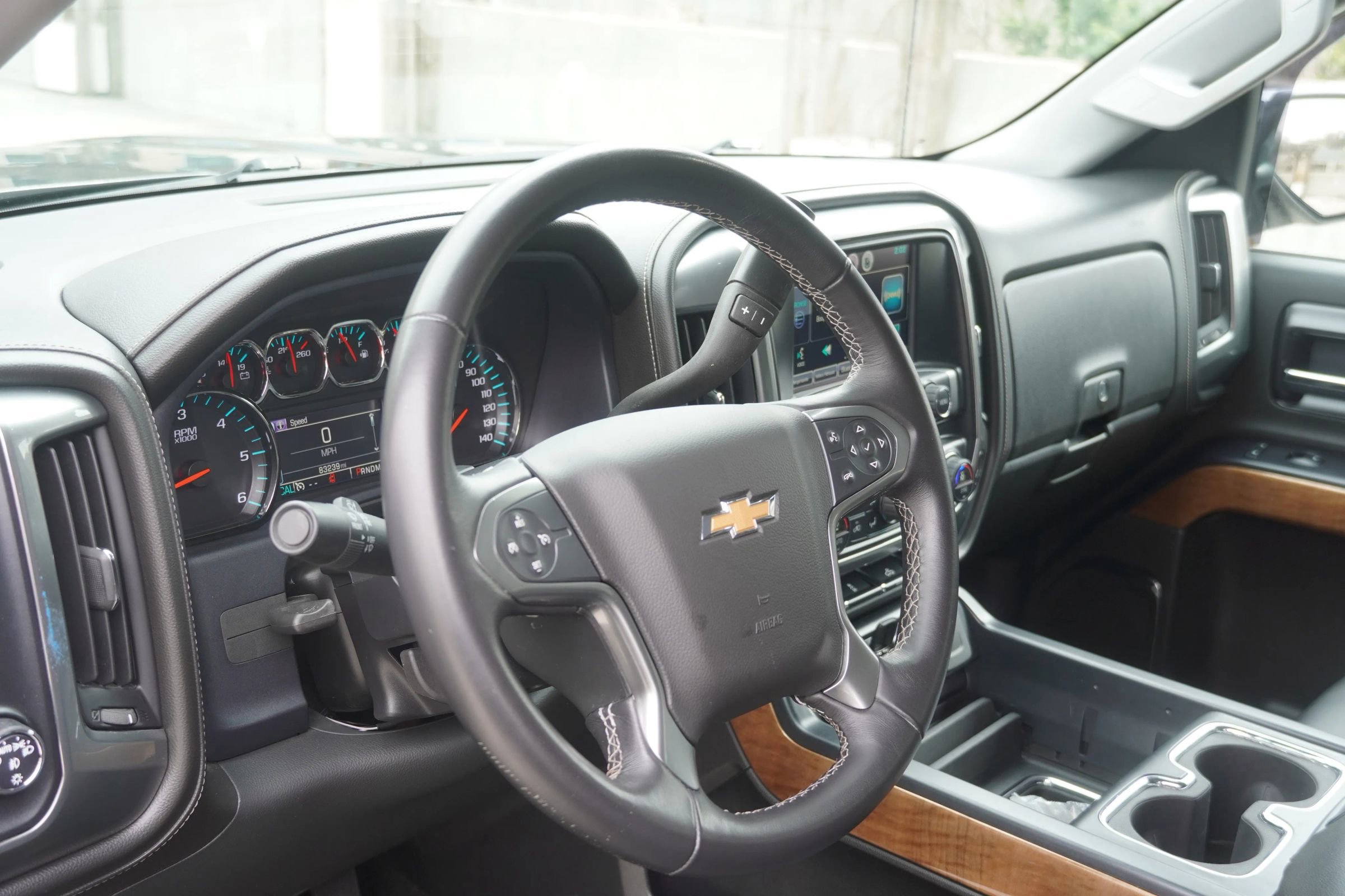 Used 2015 Chevrolet Silverado 1500 LTZ AWD/4WD image 19