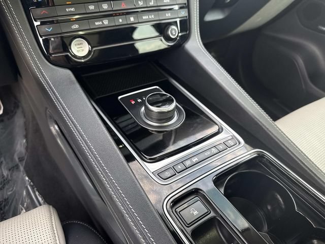 Used 2018 Jaguar F-PACE R-Sport AWD/4WD image 27