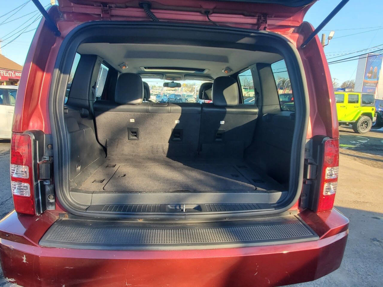 Used 2012 Jeep Liberty Sport image 23