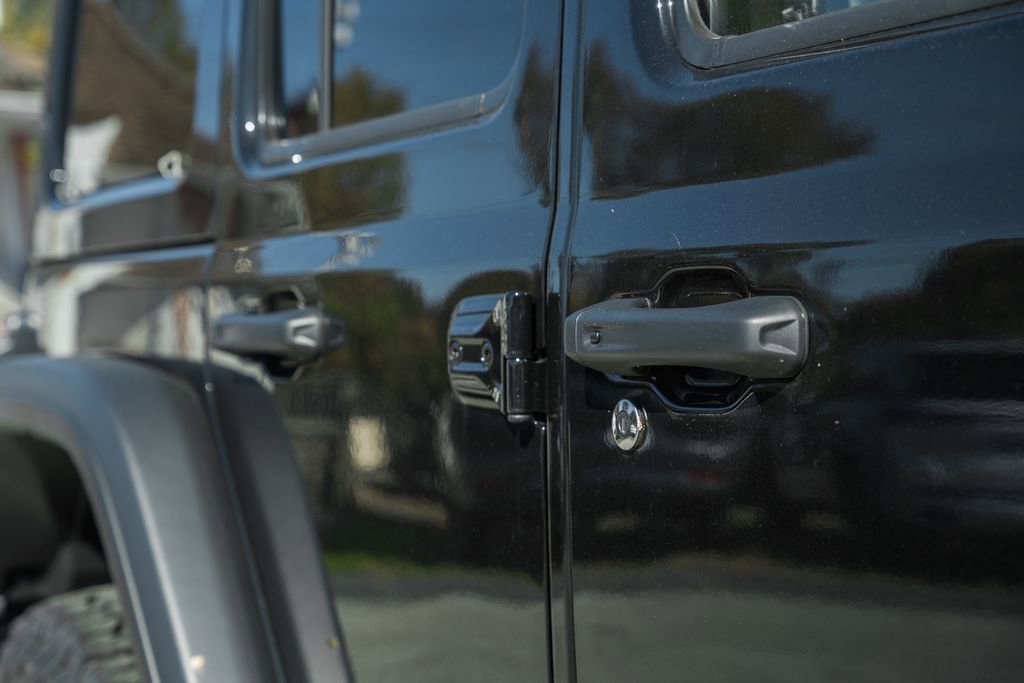 New 2025 Jeep Wrangler Unlimited Rubicon w/ Convenience Group image 15