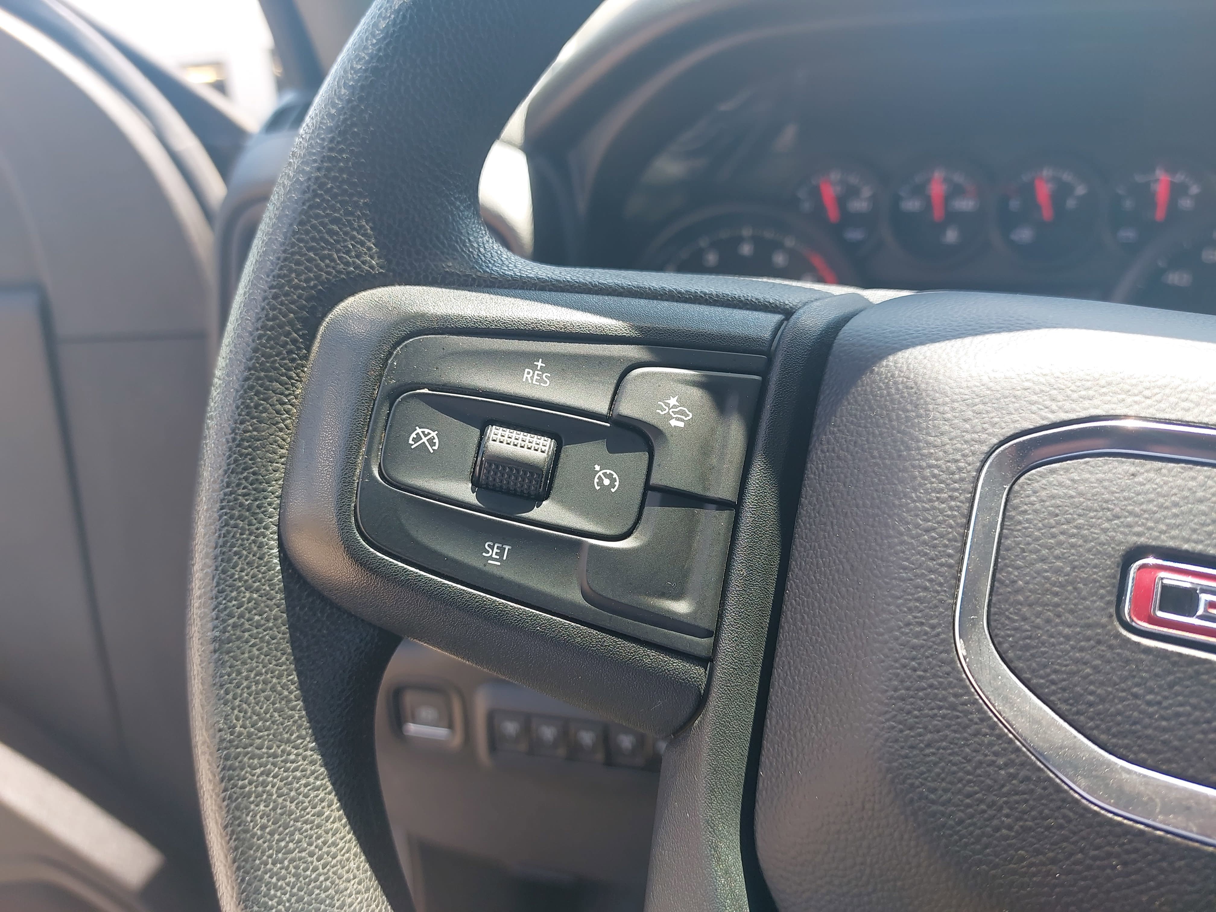 Used 2024 GMC Sierra 2500 Pro AWD/4WD image 15