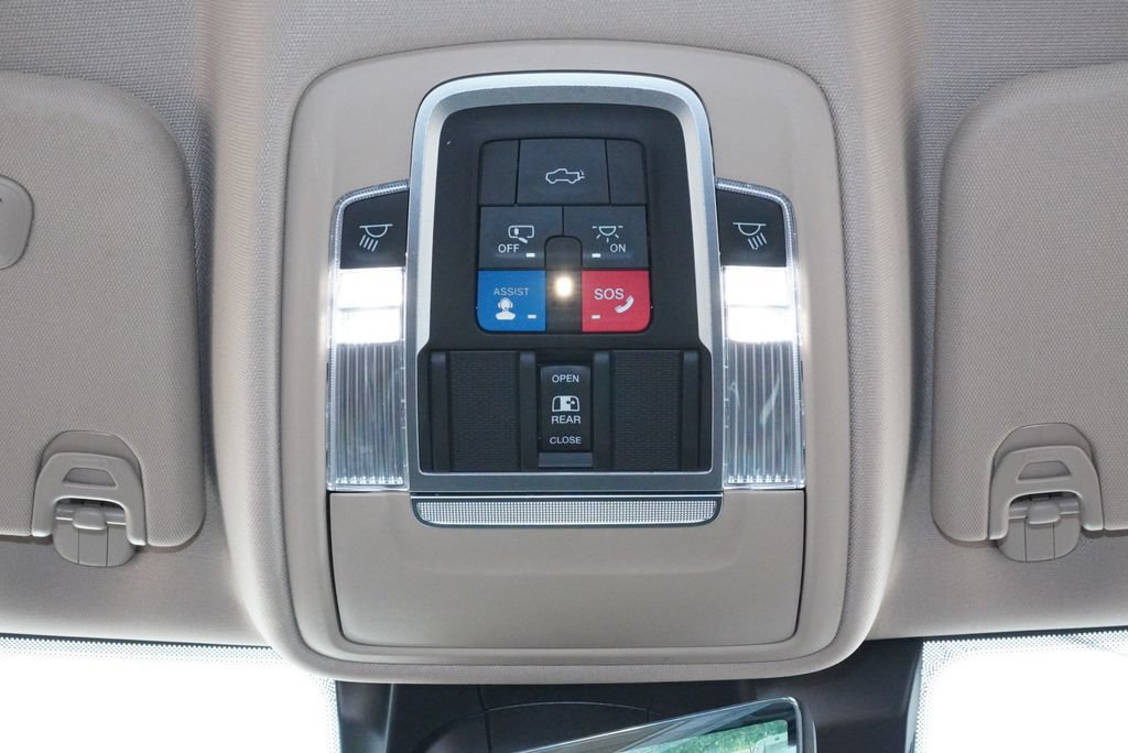 Used 2021 RAM 1500 Limited AWD/4WD image 19