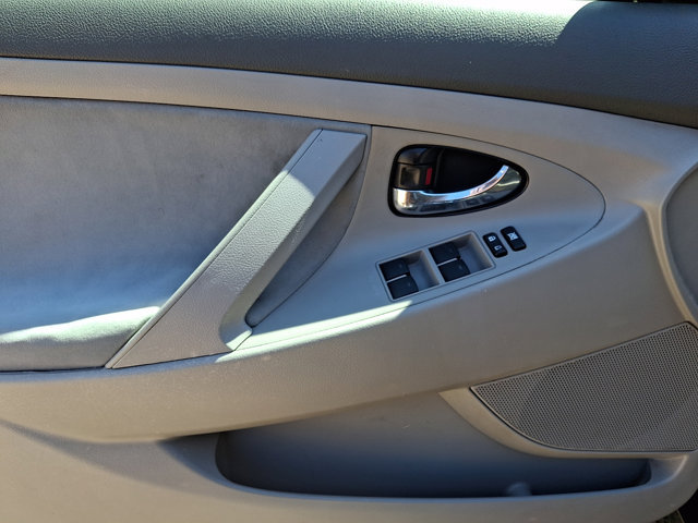 Used 2010 Toyota Camry FWD image 12