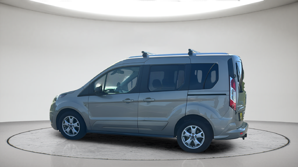 Used 2015 Ford Transit Connect XLT FWD image 13