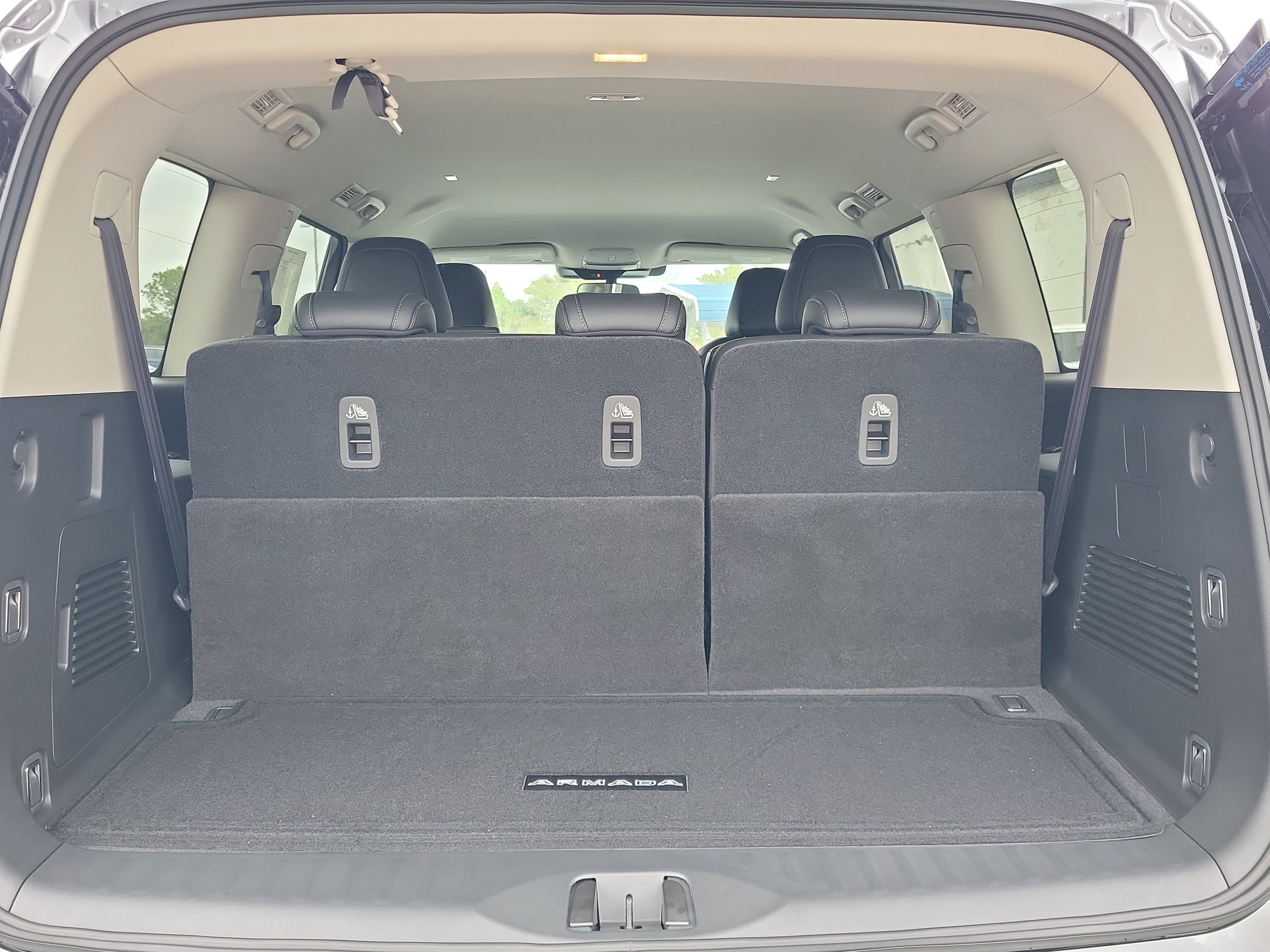 New 2026 Nissan Armada SV image 8