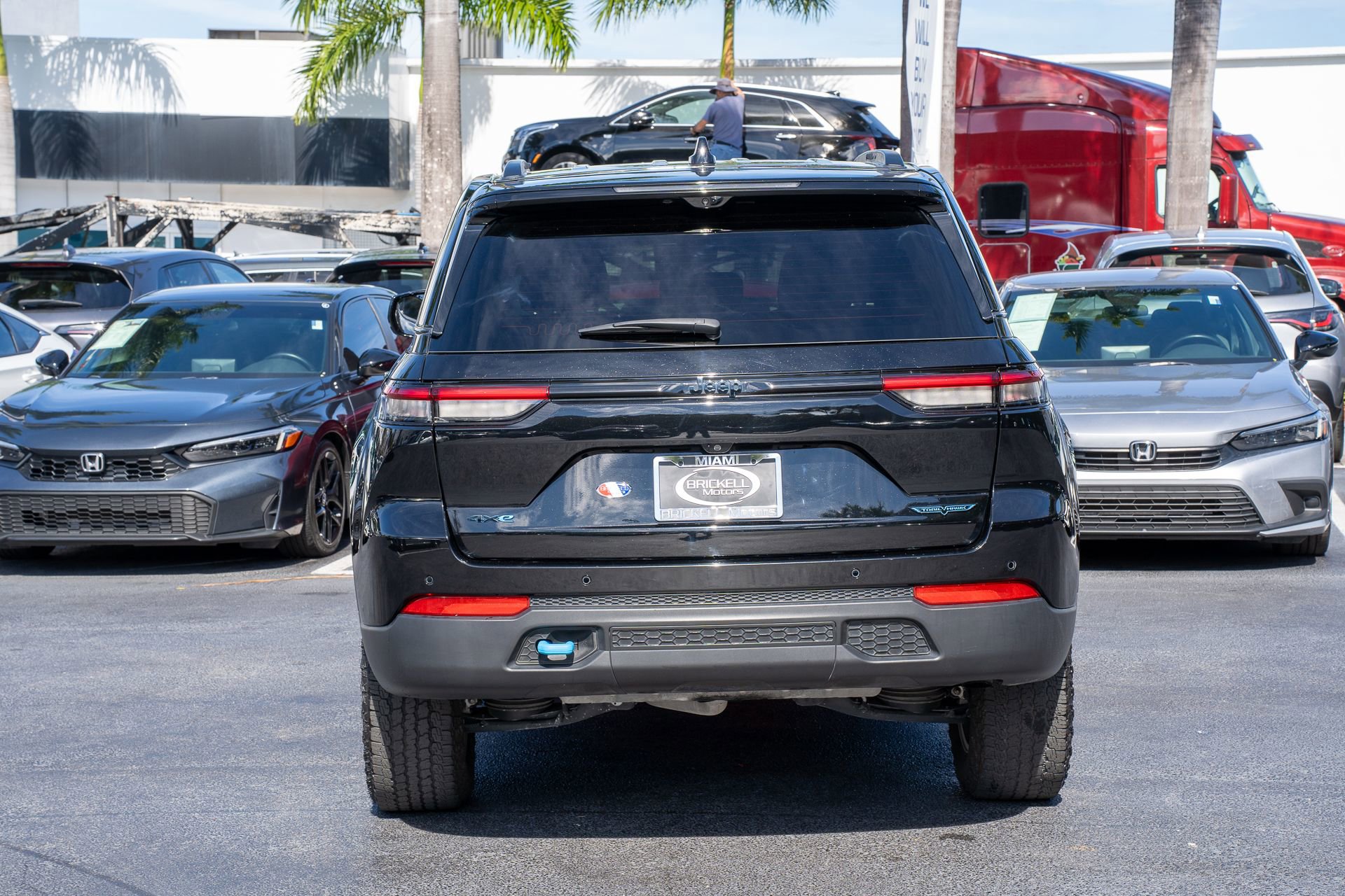 Used 2023 Jeep Grand Cherokee Trailhawk w/ Luxury Tech Group III image 6