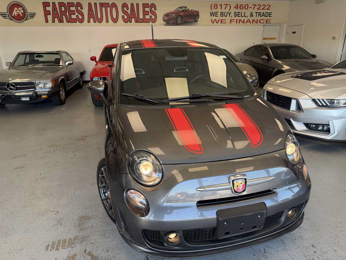 Used 2015 FIAT 500 Abarth FWD image 1