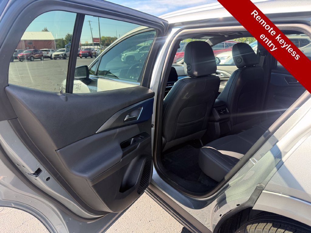 Used 2024 Chevrolet Equinox EV LT FWD image 33