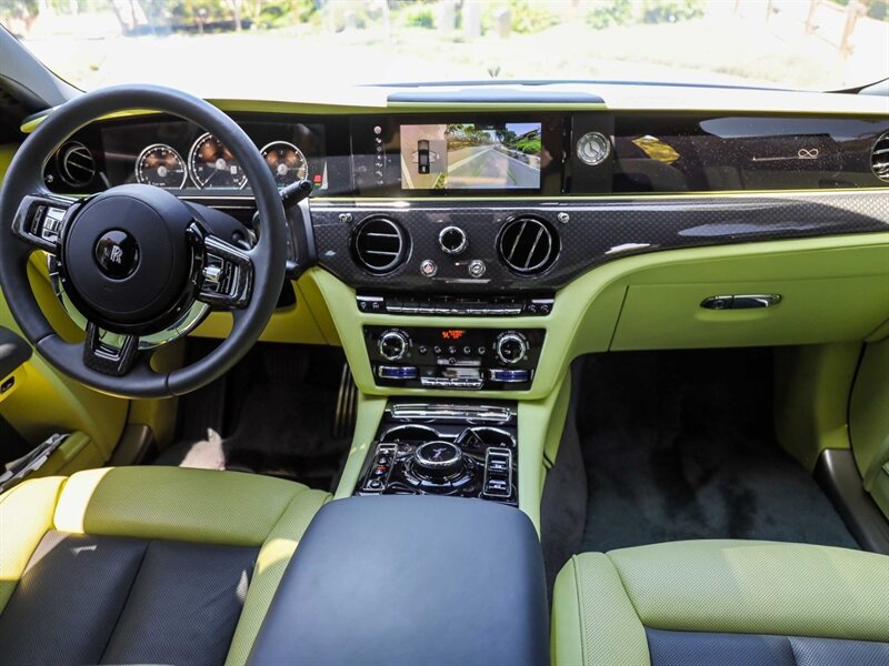 Used 2024 Rolls-Royce Ghost Black Badge AWD/4WD image 31