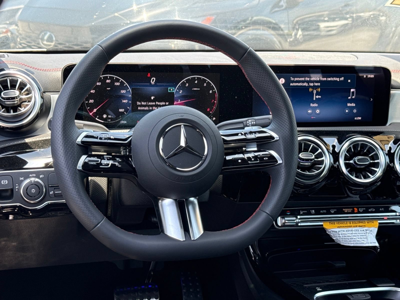 Used 2025 Mercedes-Benz CLA 250 image 29