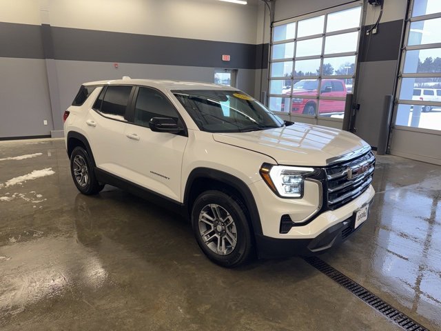 Used 2025 GMC Terrain Elevation image 2