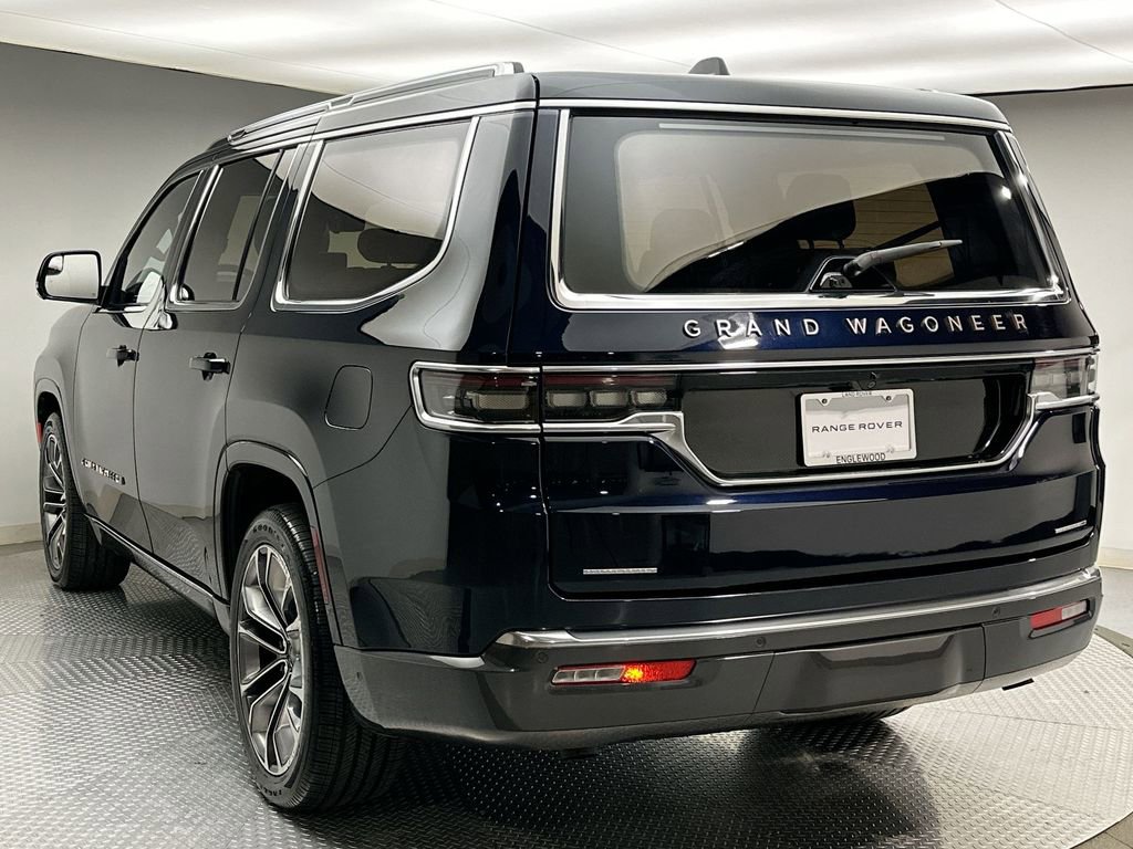 Used 2022 Jeep Grand Wagoneer Series III w/ Rear Seat Video Group 1 AWD/4WD image 11