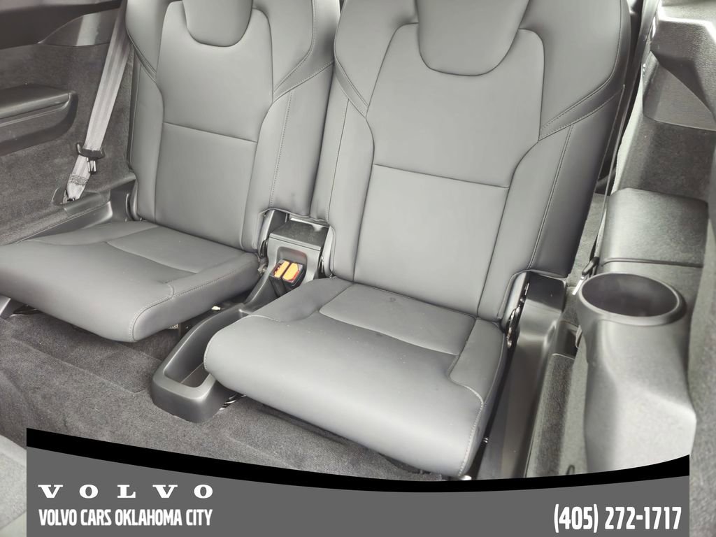 Certified 2025 Volvo XC90 B5 Plus image 30