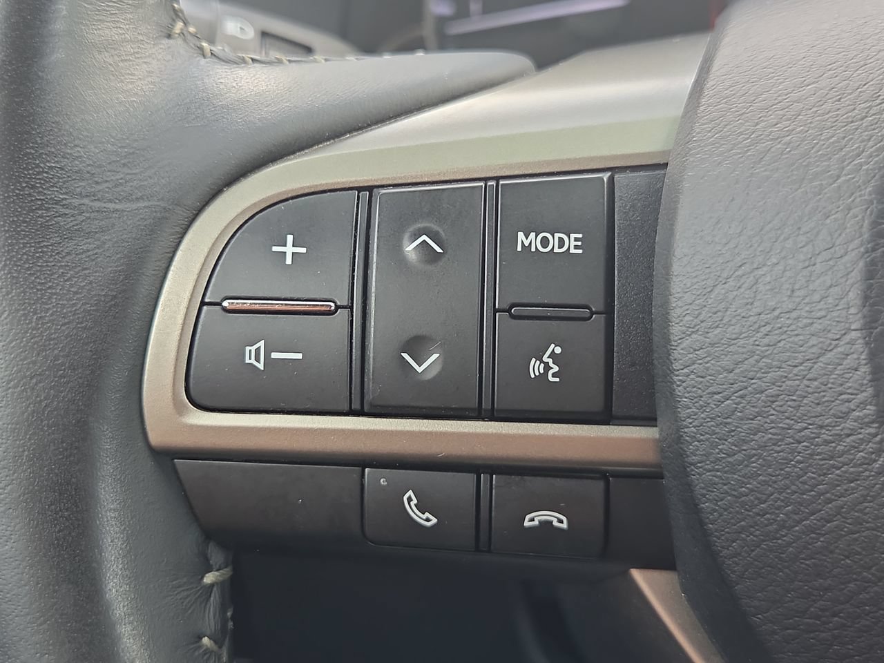 Used 2018 Lexus ES 350 w/ Luxury Package w/Wood Trim FWD image 30