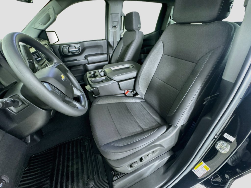 New 2026 Chevrolet Silverado 1500 Custom RWD image 12