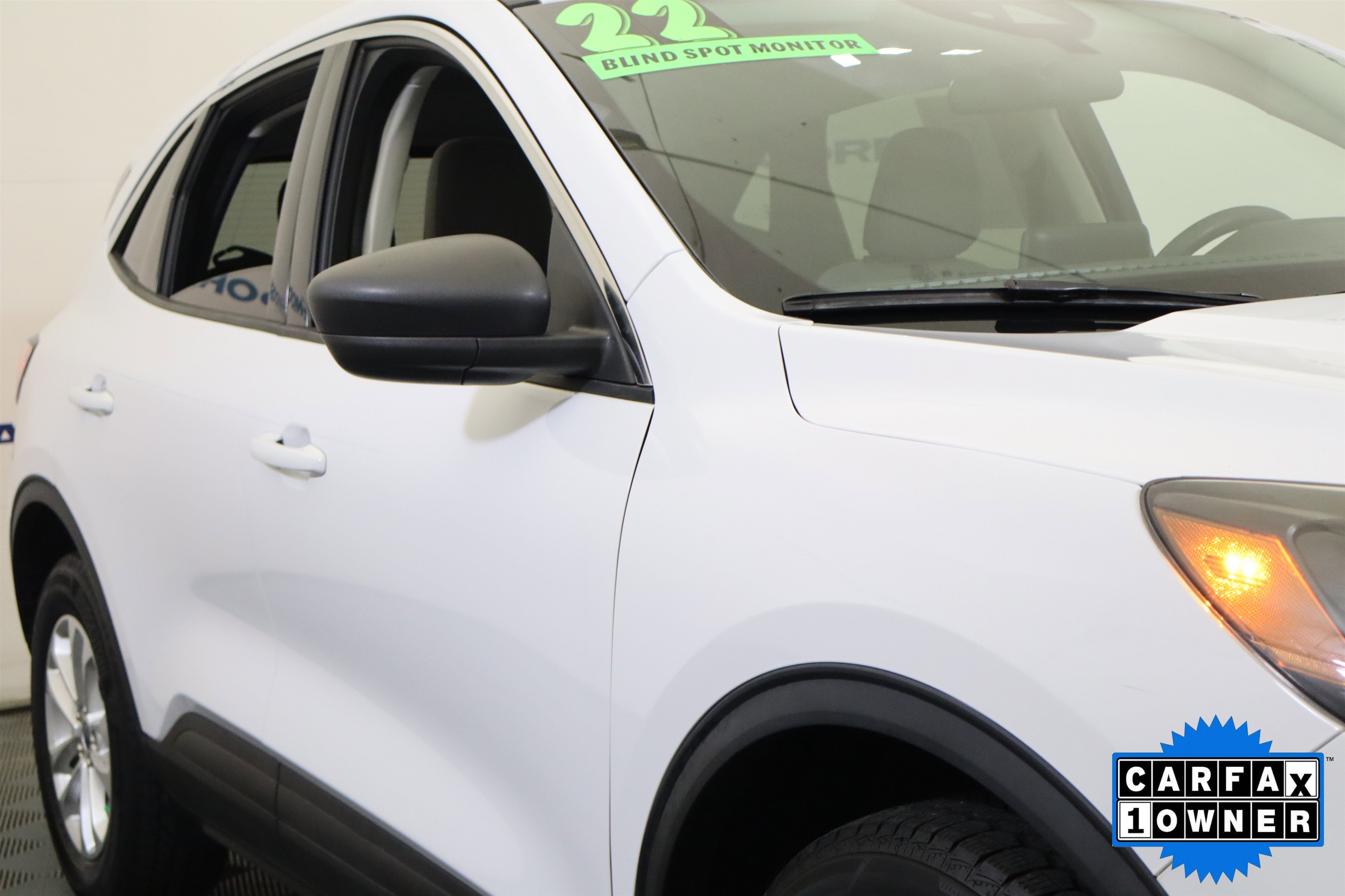 Used 2022 Ford Escape SE image 3