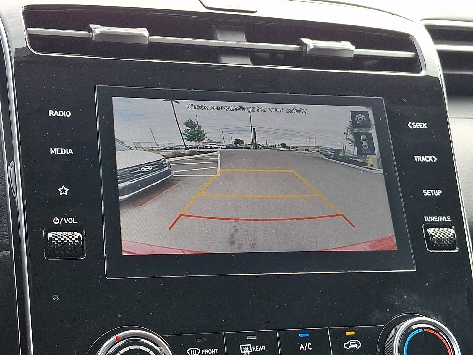 Certified 2023 Hyundai Tucson SEL AWD/4WD image 17