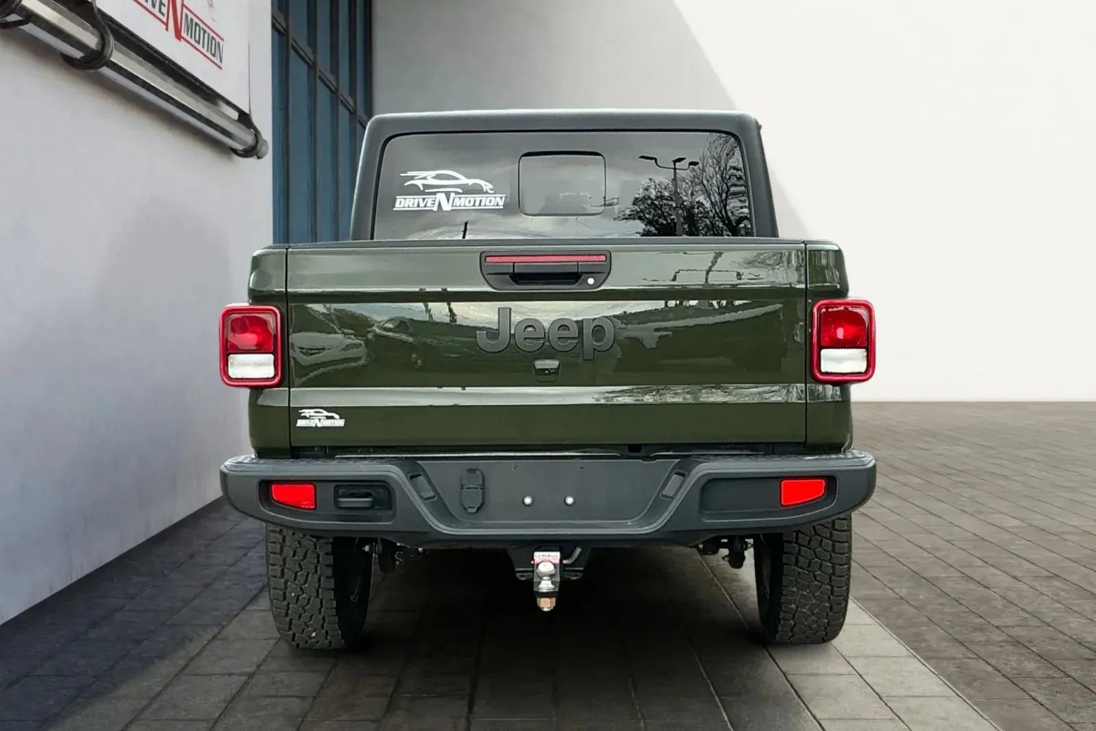 Used 2022 Jeep Gladiator Sport image 5