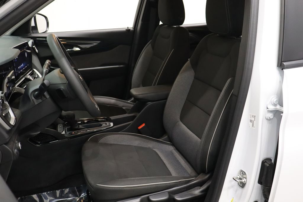 Used 2024 Chevrolet TrailBlazer LT image 10