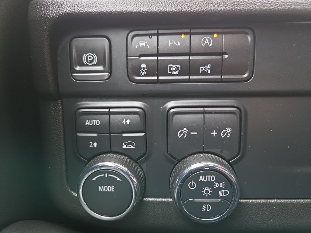 Certified 2025 Chevrolet Tahoe Premier AWD/4WD image 22