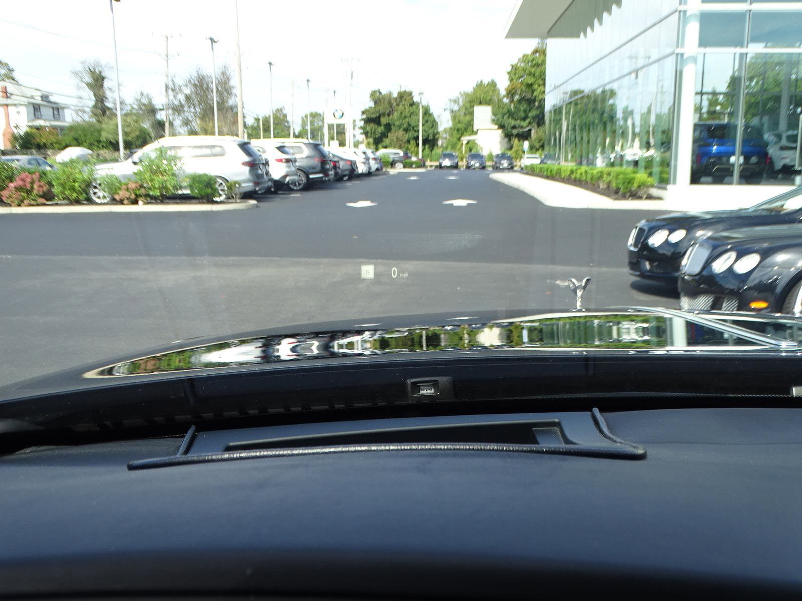 Used 2015 Rolls-Royce Wraith RWD image 25