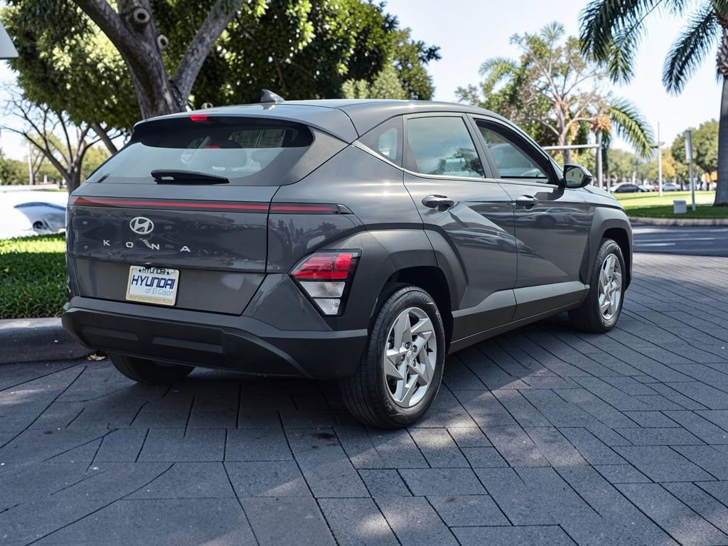 Used 2025 Hyundai Kona SE image 5