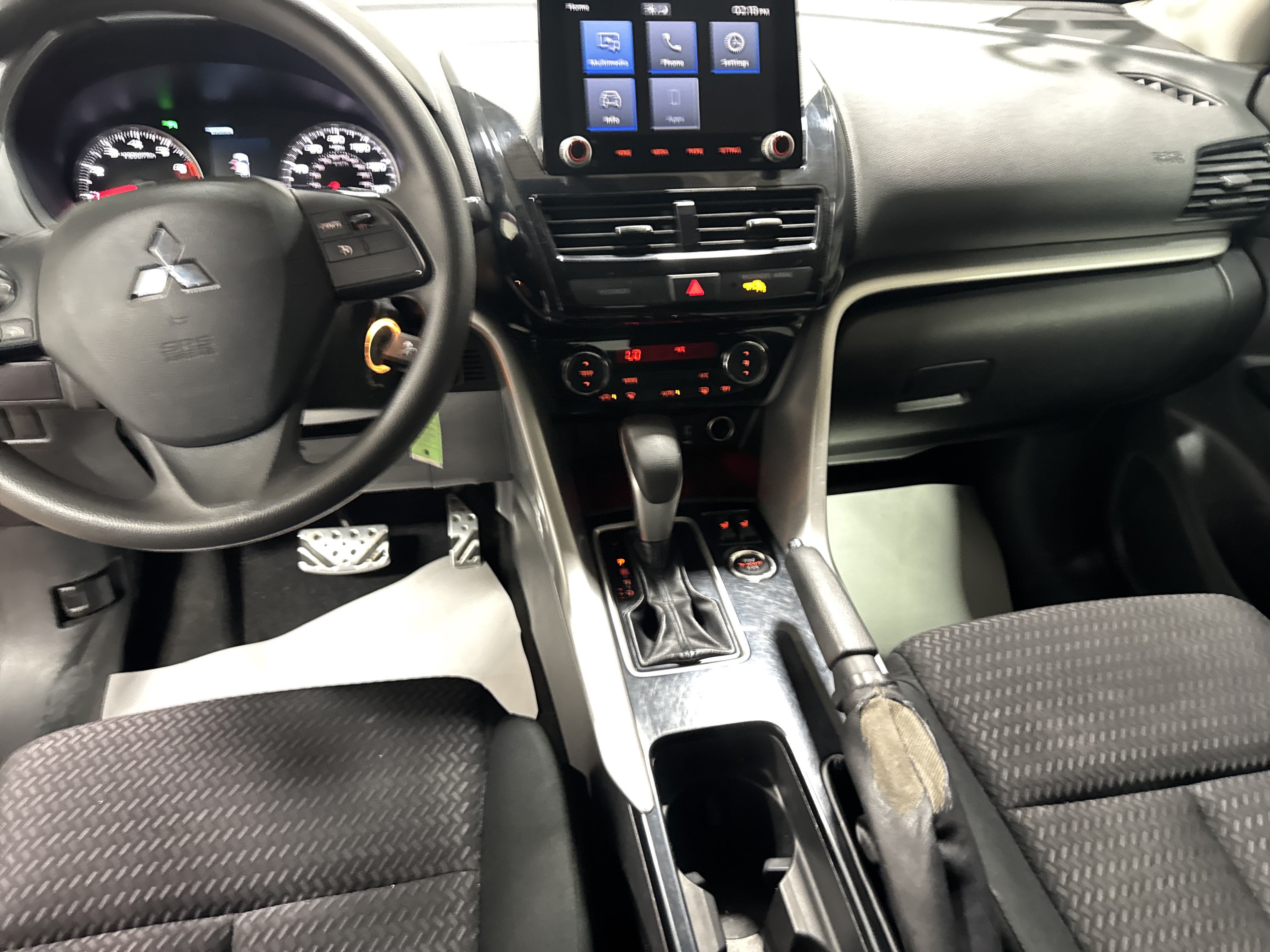 Used 2022 Mitsubishi Eclipse Cross LE AWD/4WD image 30