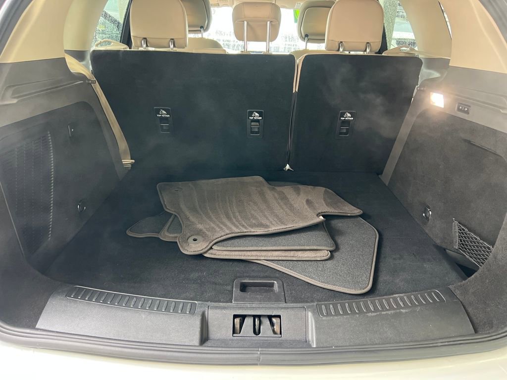 Certified 2020 Lincoln Corsair Reserve w/ Equipment Group 201A image 17