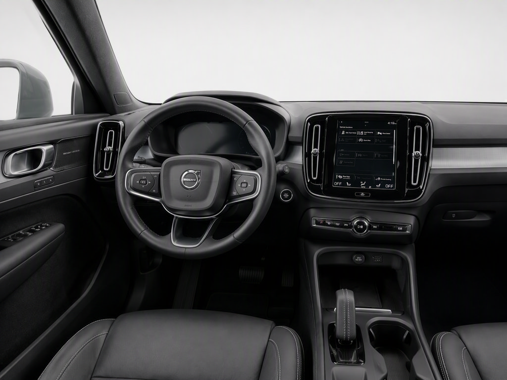 Used 2019 Volvo XC40 T5 Momentum AWD/4WD image 19