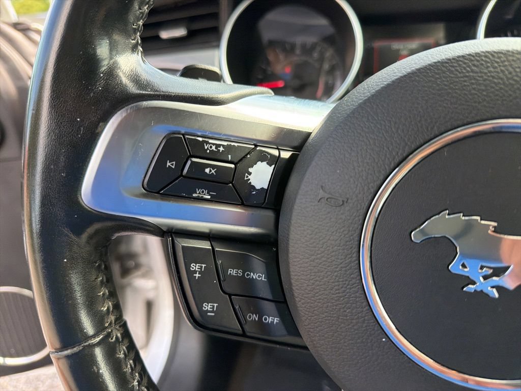 Used 2018 Ford Mustang Premium RWD image 15