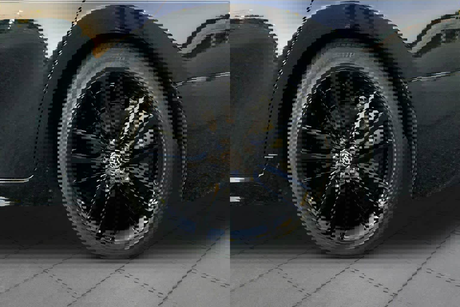 Used 2022 Toyota Camry XSE w/ Navigation Package image 11