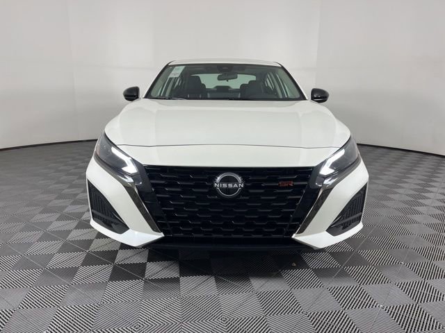 New 2025 Nissan Altima 2.5 SR w/ SR Premium Package image 3