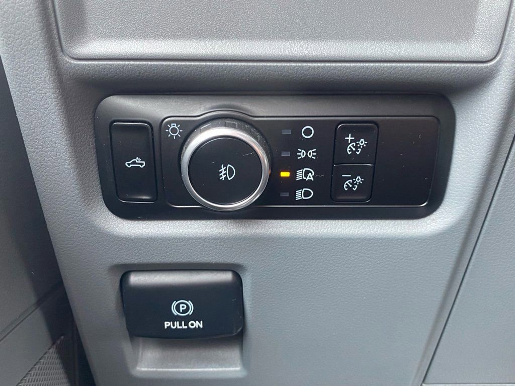 Used 2023 Ford F150 XLT AWD/4WD image 25