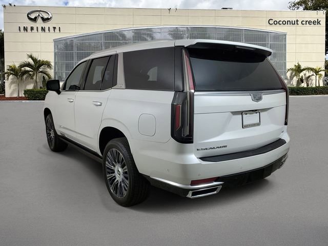 Used 2023 Cadillac Escalade Premium Luxury Platinum image 4