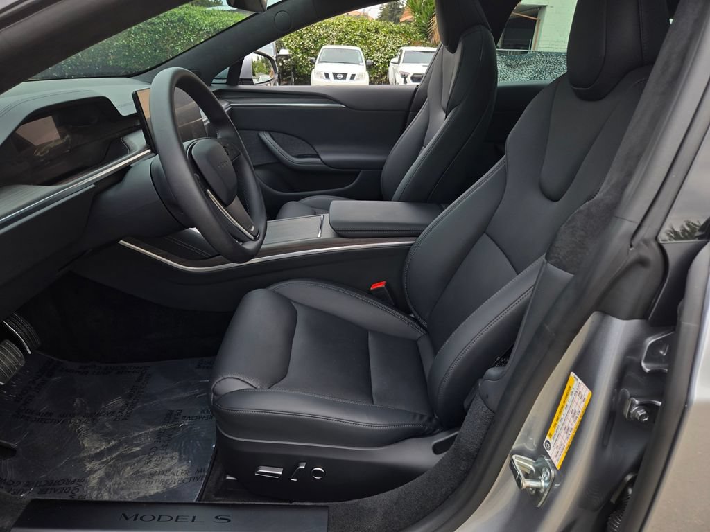 Used 2025 Tesla Model S AWD/4WD image 16