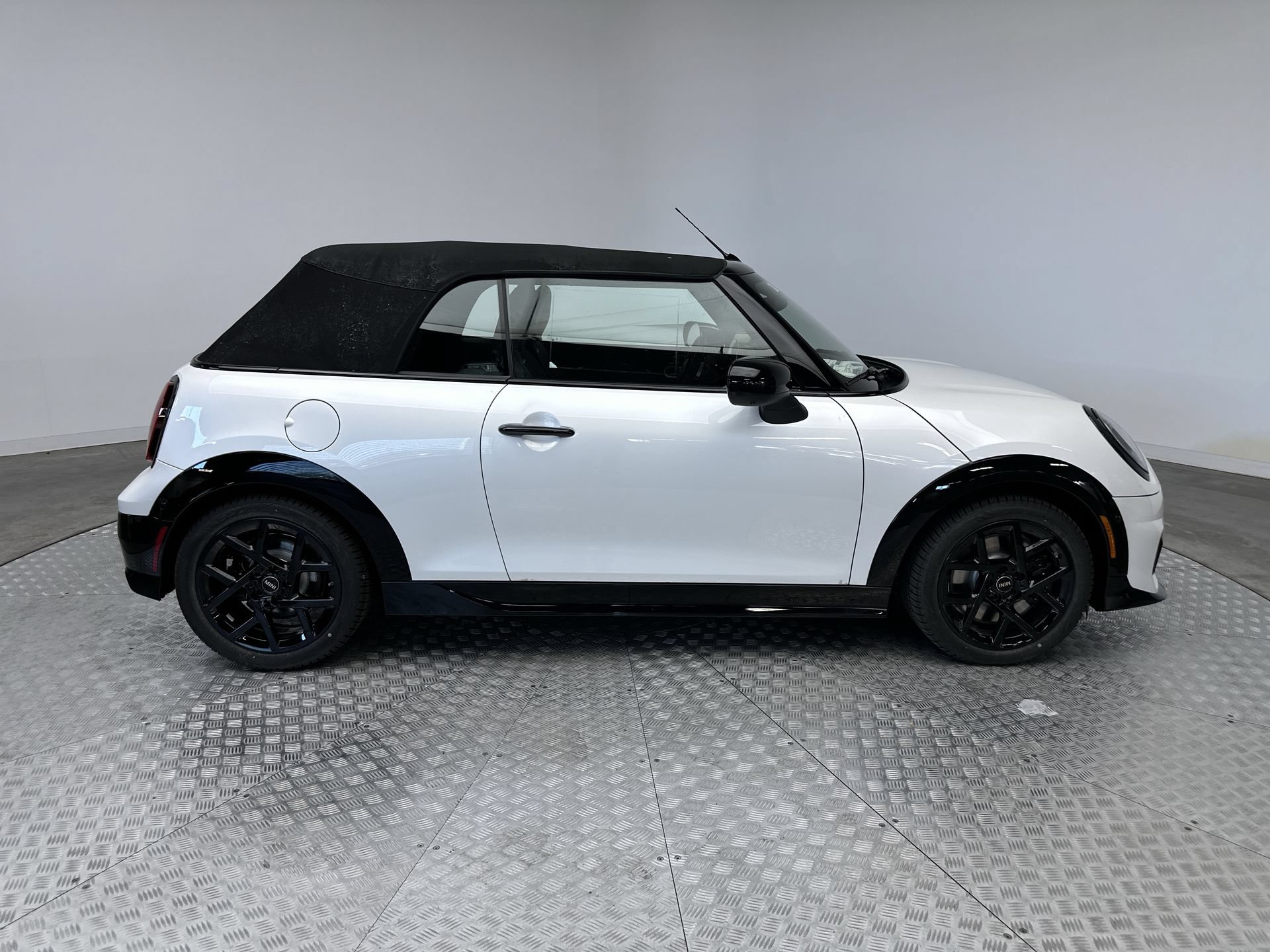New 2026 MINI Cooper S FWD image 10