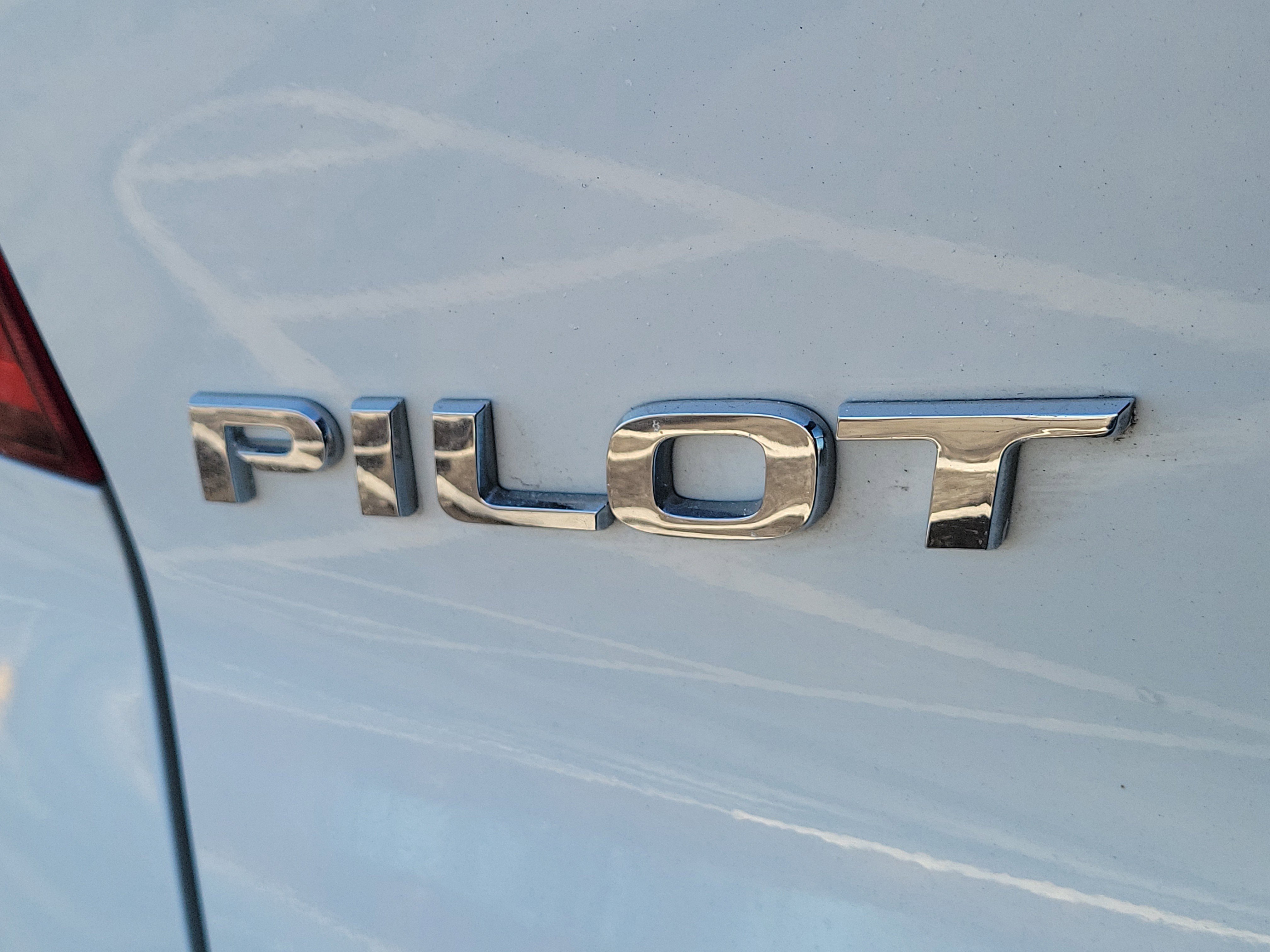 Used 2021 Honda Pilot Special Edition image 6