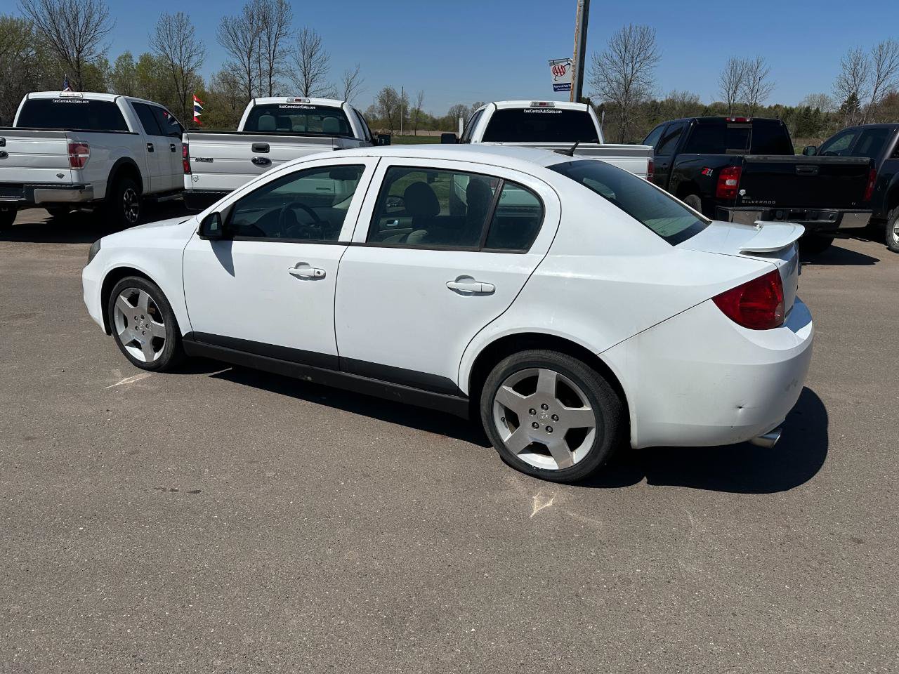 Used 2010 Chevrolet Cobalt LT w/ Preferred Equipment Group FWD image 6