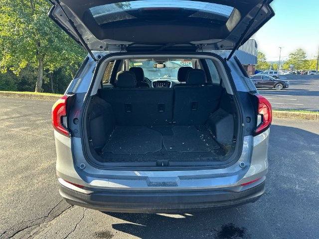 Used 2024 GMC Terrain SLE w/ Driver Convenience Package AWD/4WD image 31