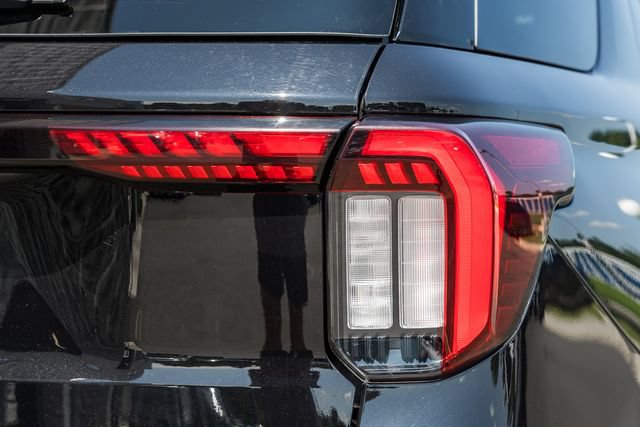 Used 2026 Ford Explorer ST-Line AWD/4WD image 8