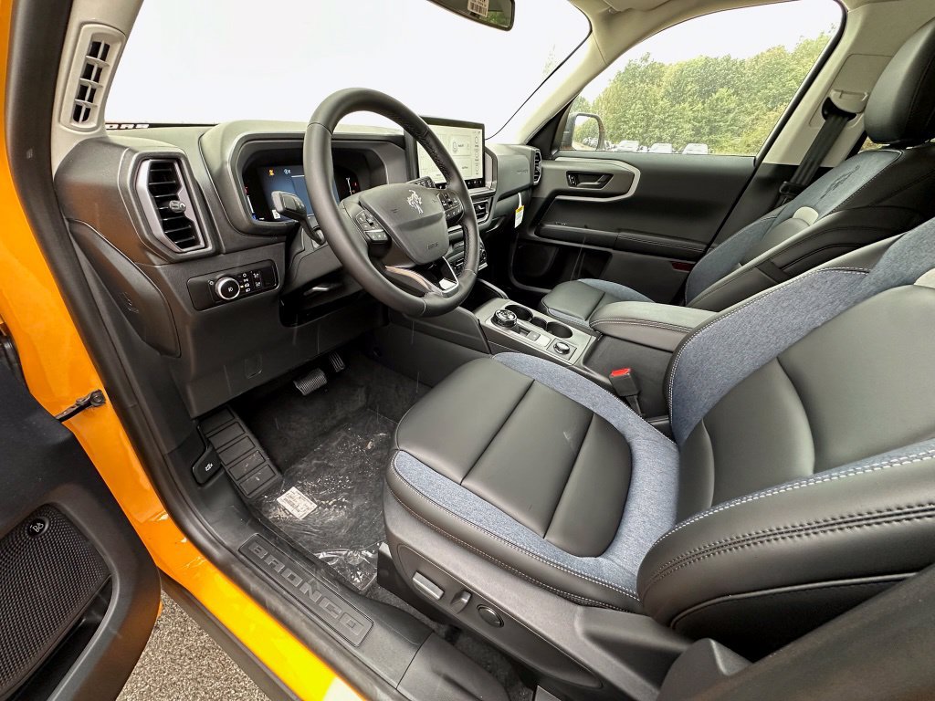 New 2026 Ford Bronco Sport Outer Banks w/ Outer Banks Tech Package+ AWD/4WD image 17