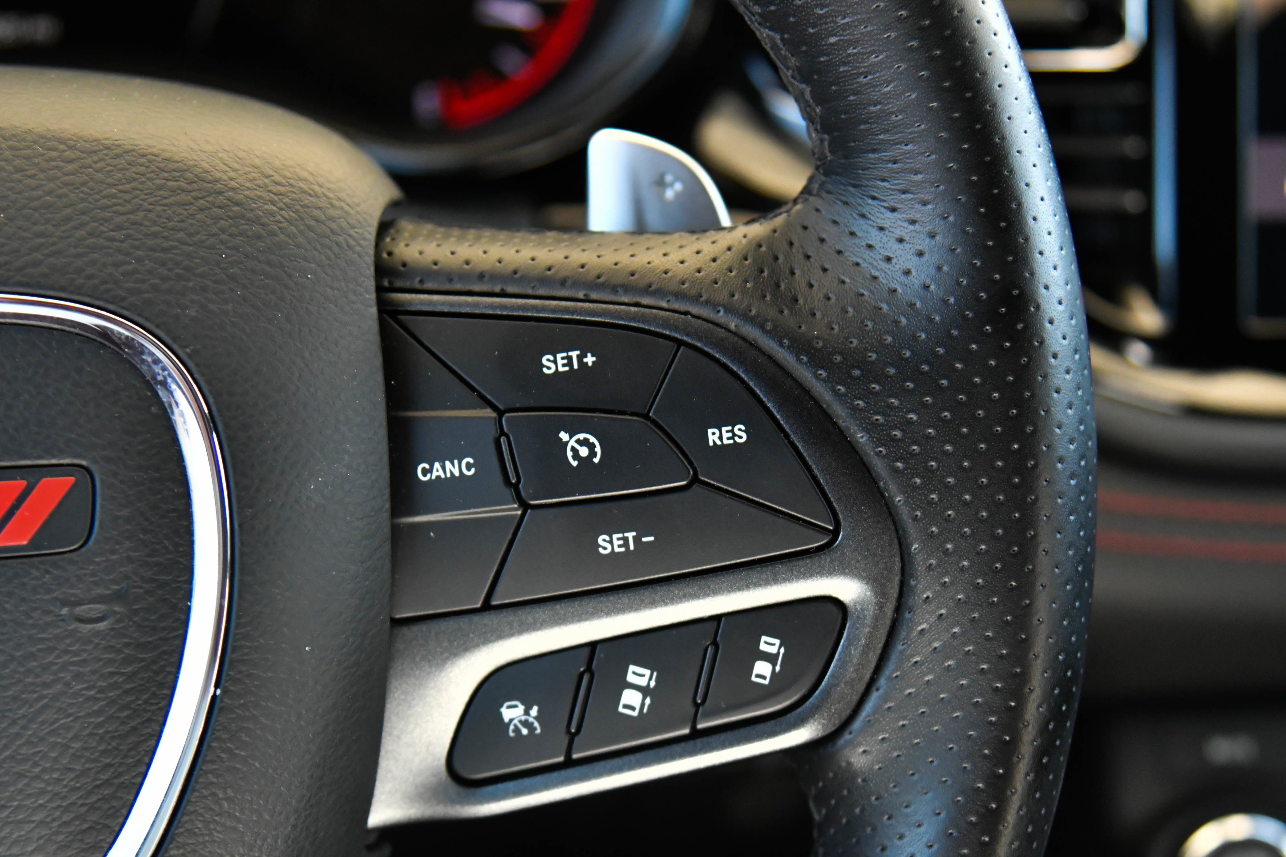 Used 2025 Dodge Durango GT AWD/4WD image 33