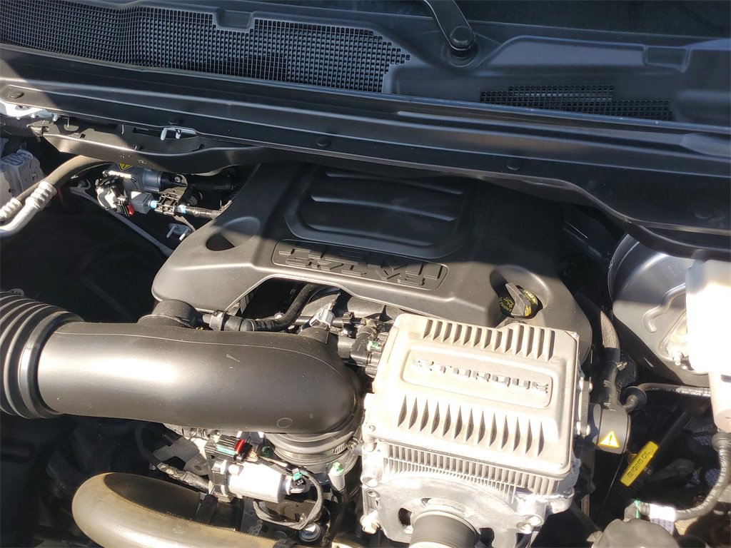 Used 2022 RAM 1500 Laramie image 9