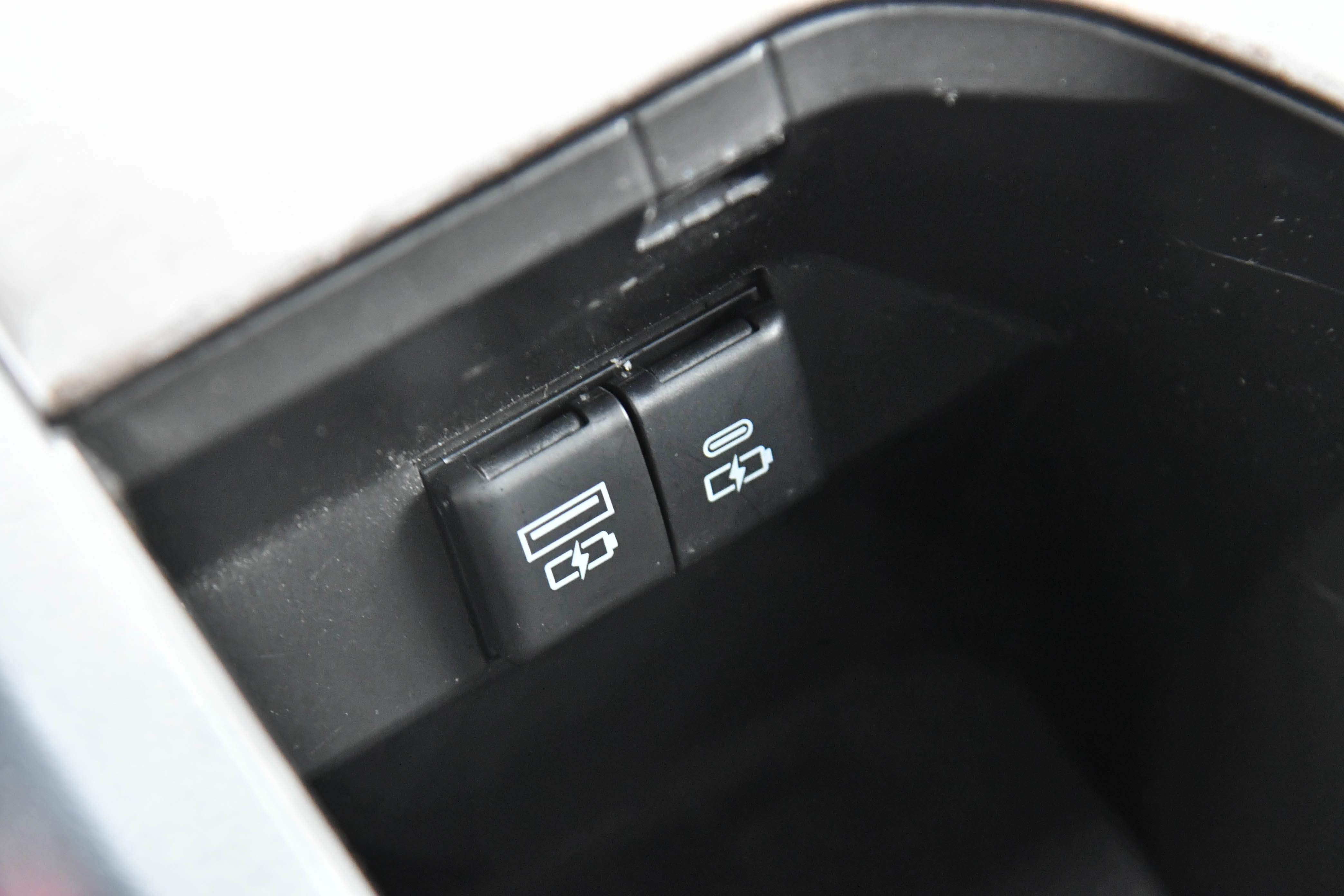 Used 2023 Toyota Camry SE image 28