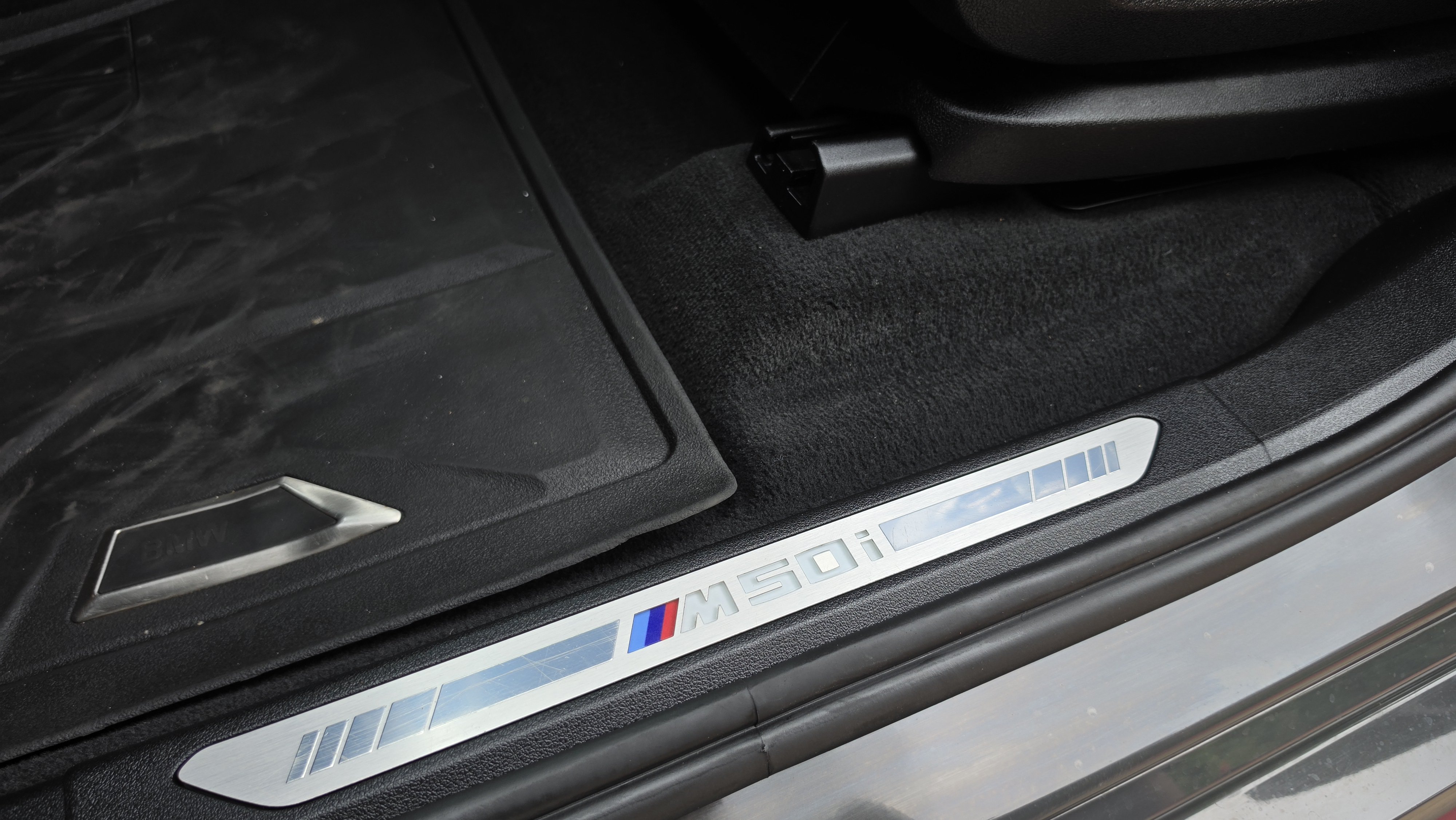Used 2022 BMW X5 M50i AWD/4WD image 27