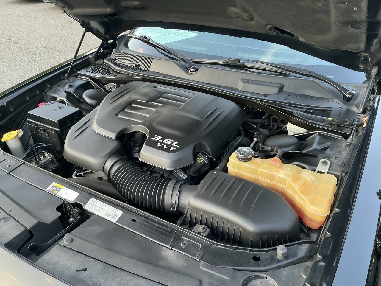 Used 2013 Dodge Challenger SXT RWD image 32
